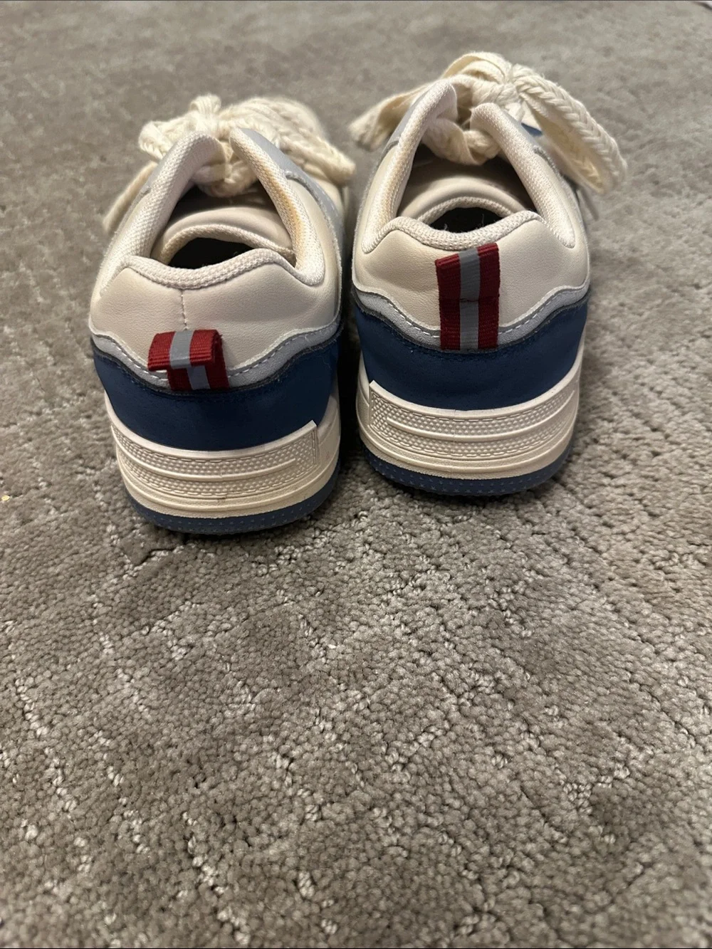 Men's /womens Warrior Sneakers men’s sz 7 Women’s sz 8